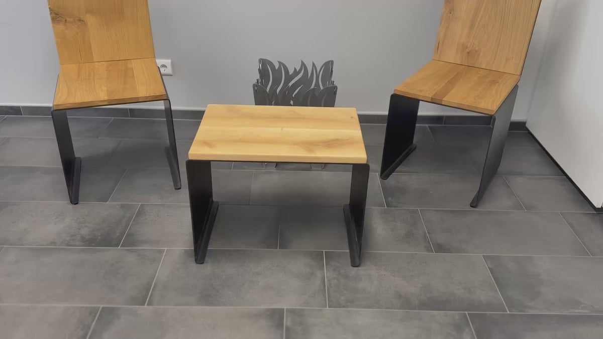 Kernform Granit – Sitzgruppe aus Eiche & Aluminium
